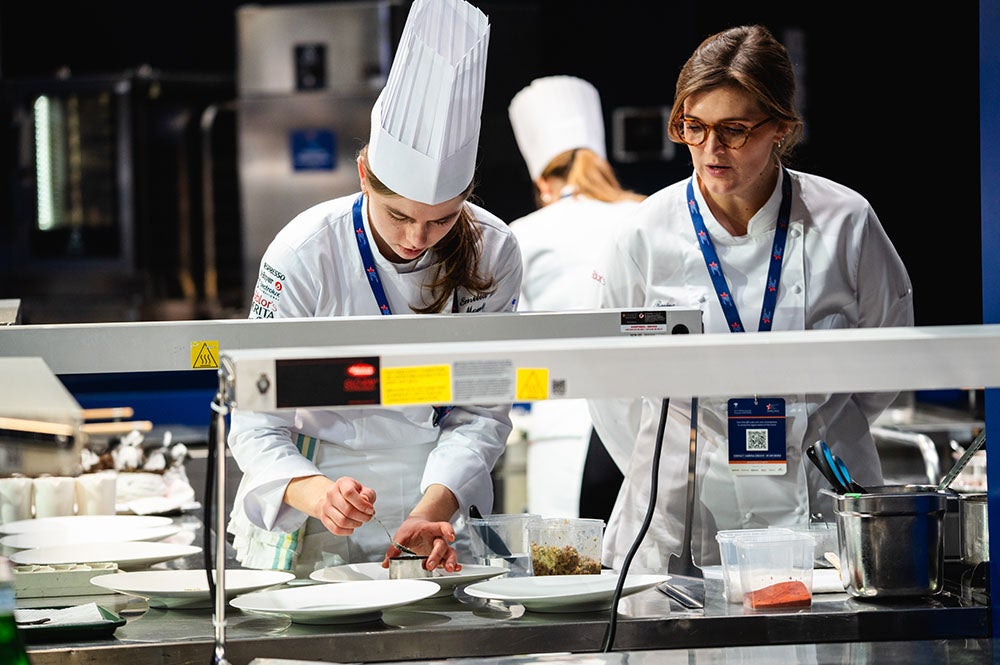 EMILIA MONTZ EMILIA MONTZ